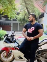 তুই কে বে? T-Shirt - Image 2